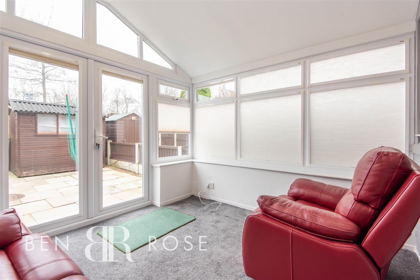 2 bed property in Endeavour Close, Preston